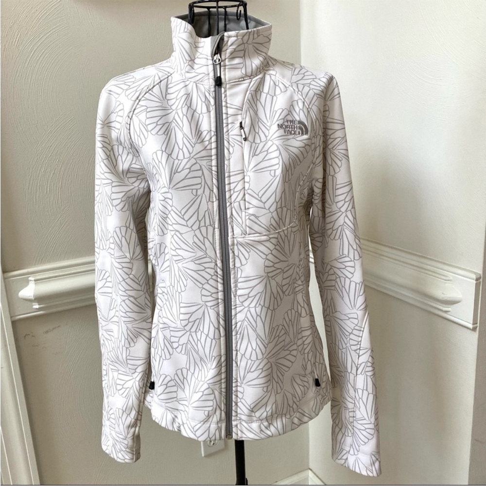 The North Face Never Stop Exploring Full Zip Jacket Size S
